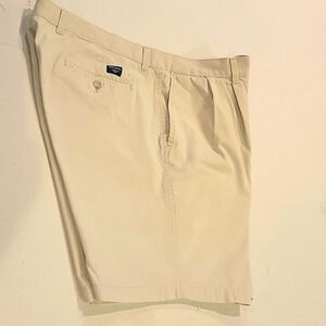 MEN'S COLUMBIA KHAKI SHORTS (sz‎ 40)